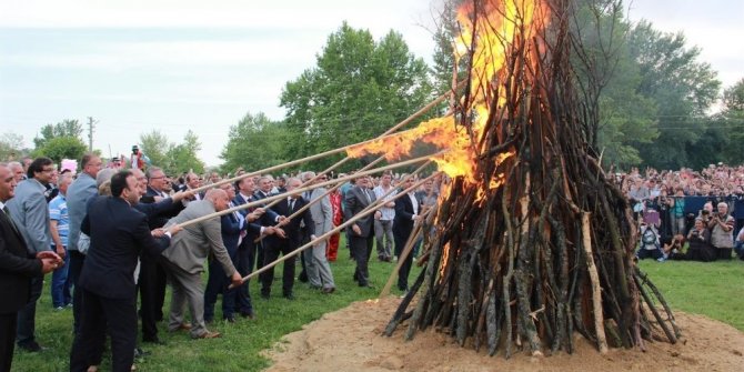BİN YILLIK KADİM ‘KAKAVA ATEŞİ’ YANDI