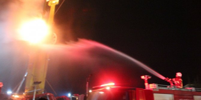 40 KİŞİNİN İÇİNDE BULUNDUĞU RANGER ALEV ALDI