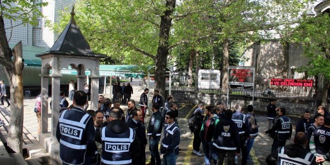 GÜL’ÜN BABASININ CENAZESİ İÇİN YOĞUN GÜVENLİK ÖNLEMİ