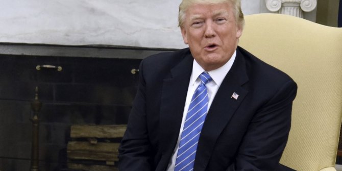 TRUMP, FBI BAŞKANI COMEY’İ GÖREVDEN ALDI