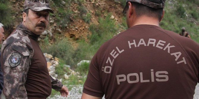 ÖZEL HAREKAT POLİSİ FİLM GİBİ TERÖR TATBİKATI YAPTI