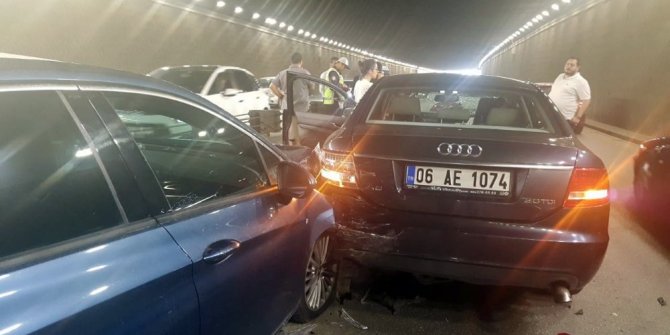 BÖYLE KAZA GÖRÜLMEDİ! TAM 6 ARAÇ