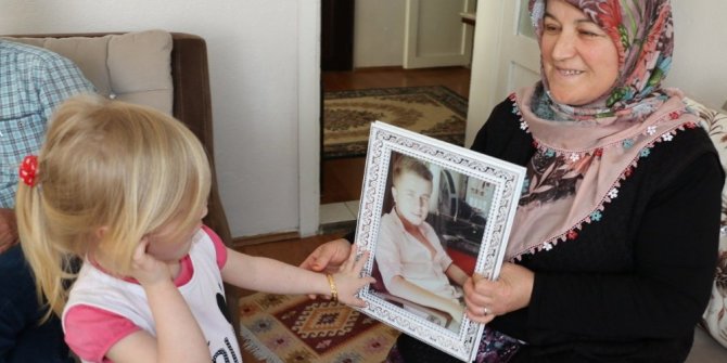 ŞEHİT ANNESİ OĞLUNUN MEZARININ TAŞINMASINI İSTİYOR