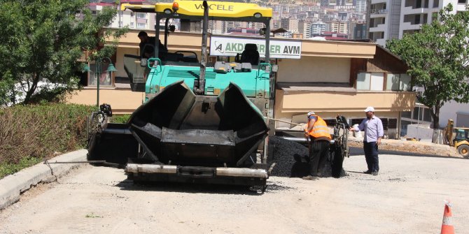 BÜYÜKŞEHİR ASFALTTA HIZ KESMİYOR