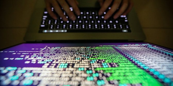 DİSNEY'İ HACKLEYİP FİDYE İSTEDİLER