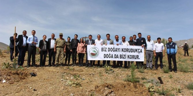 ABDURRAHİM KARAKOÇ ANISINA HATIRA ORMANI OLUŞTURULDU