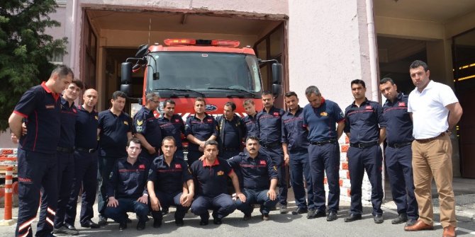 "İTFAİYECİ DUASI" OKUYARAK, NÖBET DEĞİŞİMİ YAPIYORLAR