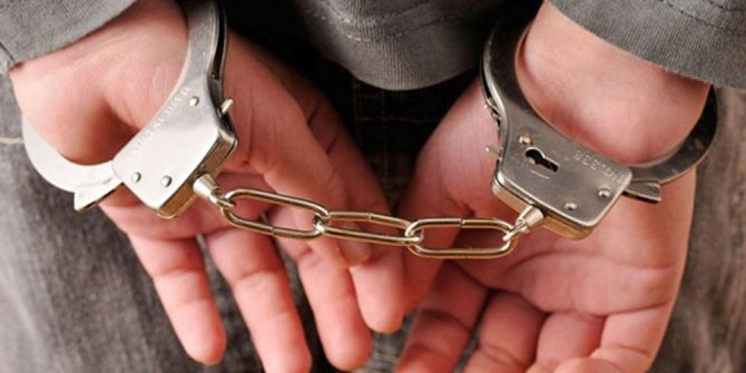 CUMHURBAŞKANINA HAKARETTEN TUTUKLANDI