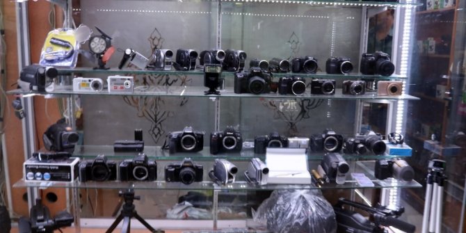 AKILLI TELEFONLAR MEKANİK FOTOĞRAF MAKİNESİ PİYASASINI BİTİRİYOR