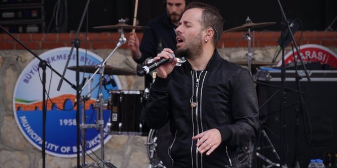 EMRE AYDIN, BÜYÜKÇEKMECE’DE SAHNE ALDI