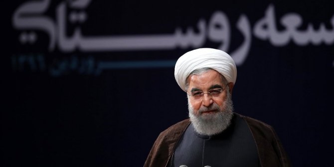 İRAN’DA RUHANİ ’RESMEN’ KAZANDI