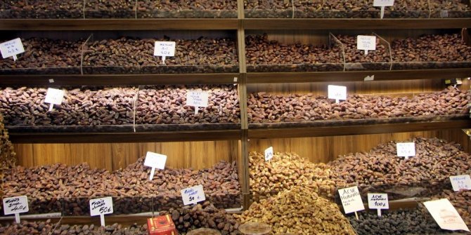 HURMA TEZGAHTAKİ YERİNİ ALDI