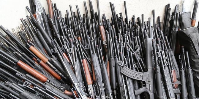 SİLAH KAÇAKÇILARINA OPERASYON