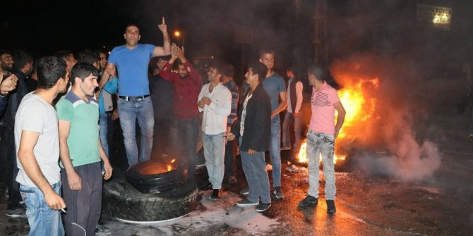 İZİNSİZ EYLEM YAPAN MAHALLELİYE TOMA’LI MÜDAHALE