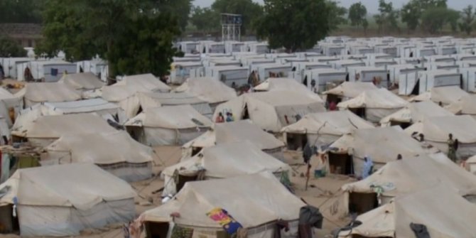 NİJERYA’DA EN AZ 2 MİLYON KİŞİ EVSİZ