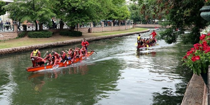 BOZKIRIN ORTASINDA DRAGON YARIŞI