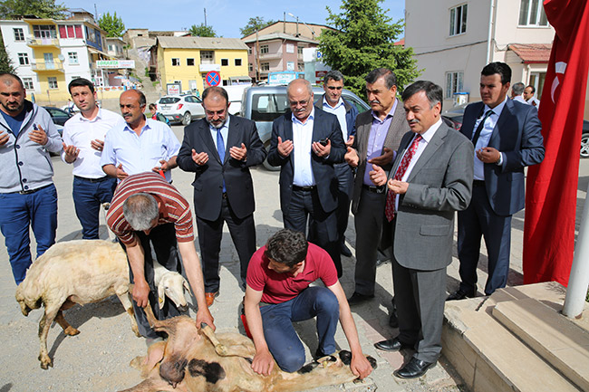 AFŞİN BELEDİYESİ ARAÇ FİLOSUNU GÜÇLENDİRMEYE DEVAM EDİYOR