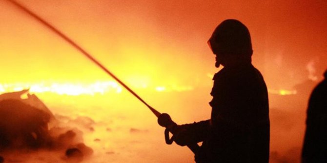 İSTANBUL’DA HASTANEDE YANGIN