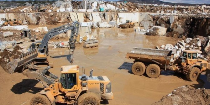 500 MİLYAR DOLARLIK REZERV İÇİN YATIRIMCILAR KUYRUKTA!