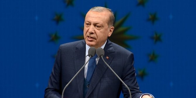 YABANCI SÖZCÜK KULLANIMINI ELEŞTİRDİ: TÜRKÇE VURGUSU YAPTI