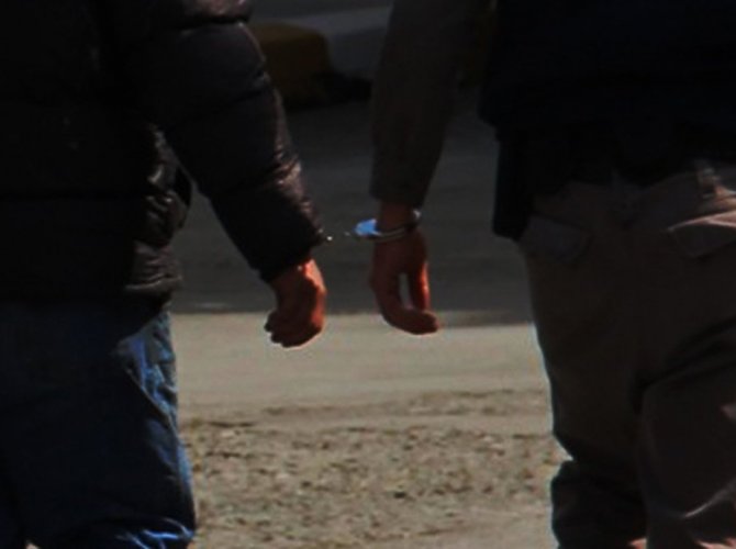 10 ADRESE PKK BASKINI: ÇOK SAYIDA GÖZALTI VAR