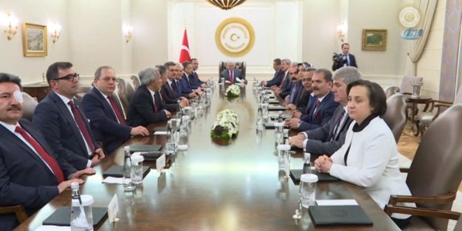 GÖREVDEN AYRILACAK HSYK ÜYELERİNİ KABUL ETTİ