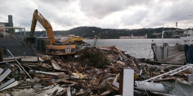 GALATASARAY ADASI’NDA YIKIM ÇALIŞMALARI YENİDEN BAŞLADI