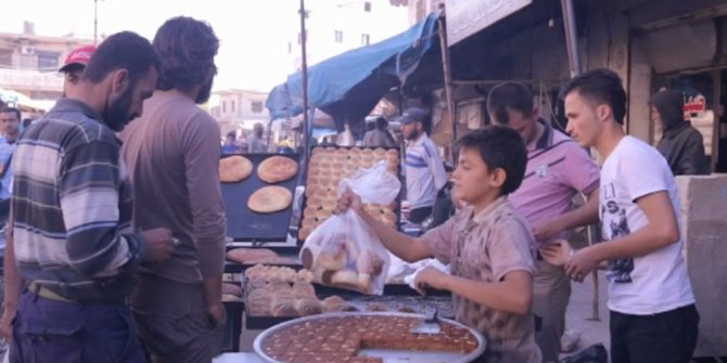 SAVAŞIN GÖLGESİNDE RAMAZAN