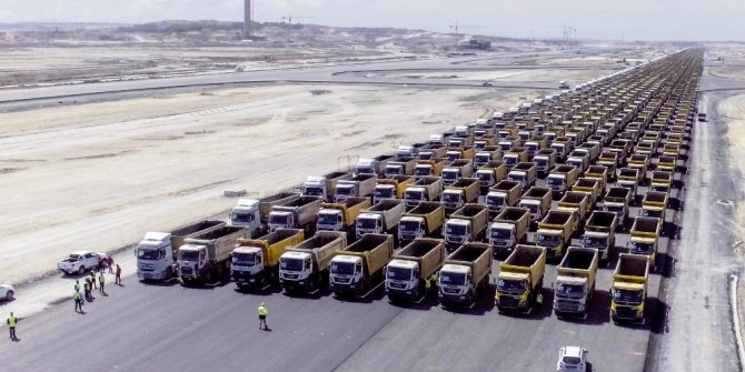 TÜRKİYE’NİN GURURUNDA 1453 KAMYONLA REKOR DENEMESİ