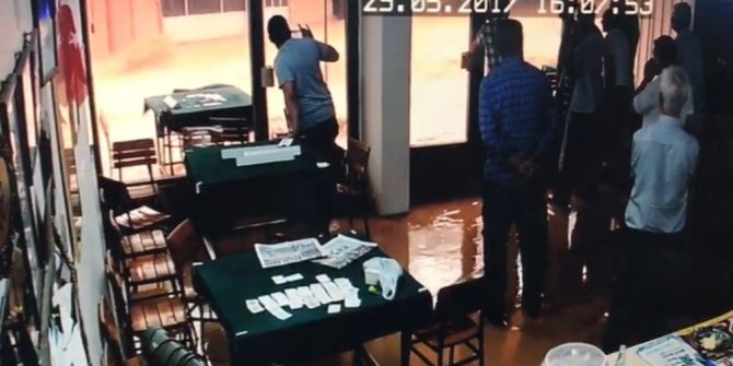 OLANLARI KORKU DOLU GÖZLERLE İZLEDİLER