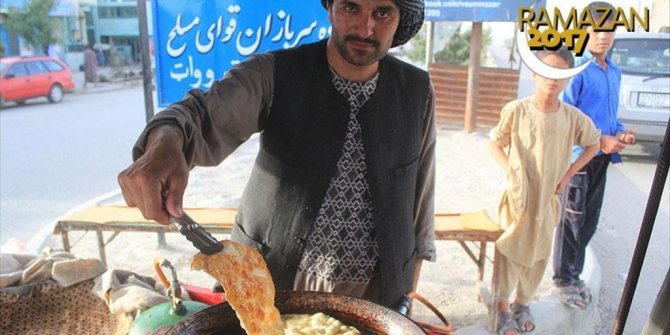 AFGANİSTAN'DA İFTAR SOFRALARININ VAZGEÇİLMEZİ 'BULANİ'