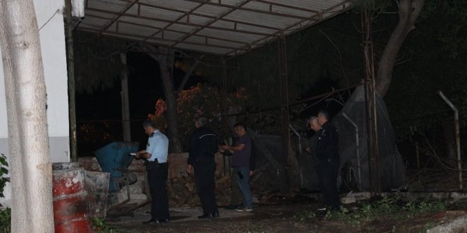 DUT TOPLARKEN ÇATIDAN DÜŞEN MUHASEBE MÜDÜRÜ ÖLDÜ