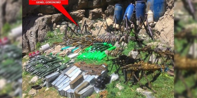 ŞIRNAK'TA ÇOK SAYIDA SİLAH ELE GEÇİRİLDİ