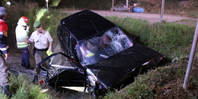 OTOMOBİL SU KANALINA UÇTU: 1 KİŞİ ÖLDÜ