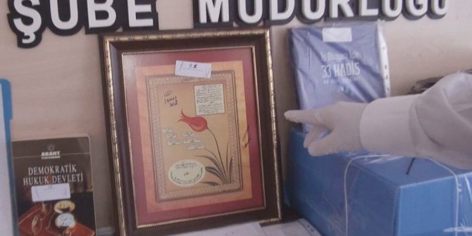 FETULLAH GÜLEN İMZALI ’’LALE’ FİGÜRÜ TABLO ELE GEÇİRİLDİ