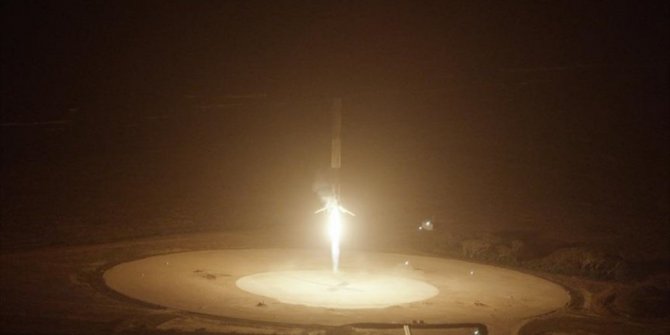 SPACEX KARGO MEKİĞİNİN FIRLATILIŞI ERTELENDİ
