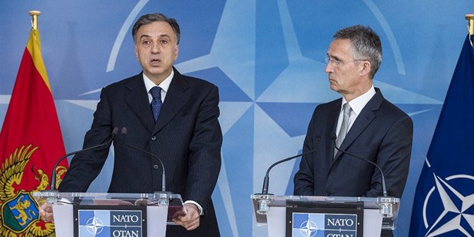 KARADAĞ BAYRAĞI NATO GENEL MERKEZİNE ASILDI
