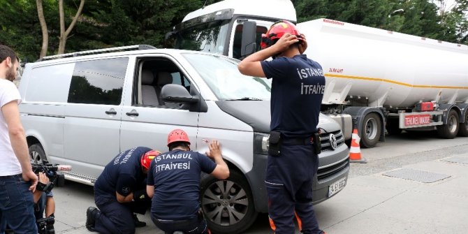 İTFAİYE YARAMAZ KEDİ İÇİN SEFERBER OLDU