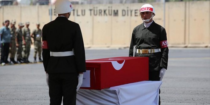 BATMAN'DA ŞEHİT DÜŞEN ASKER İÇİN TÖREN DÜZENLENDİ