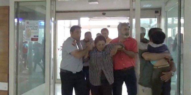 TARLADA ÇALIŞANLARIN ÜZERİNE YILDIRIM DÜŞTÜ: ÖLÜ VE YARALILAR VAR!