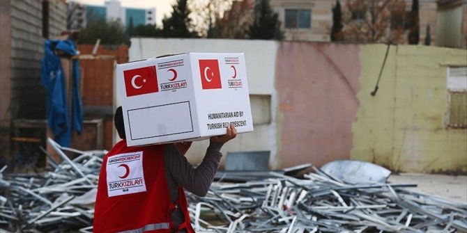 TÜRK KIZILAYI'NDAN IRAKLI HRİSTİYANLARA YARDIM