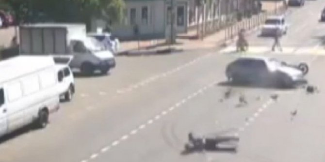 MOTOSİKLETLİ METRELERCE UÇTU