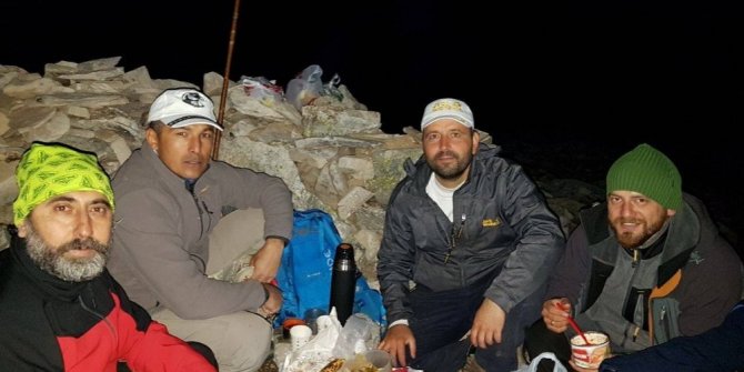 2500 METREDE İFTAR YAPTILAR