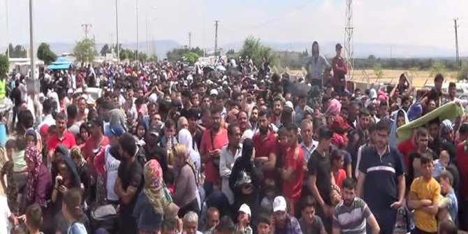 30 BİNİ AŞKIN SURİYELİ ÜLKELERİNE GİTTİ!