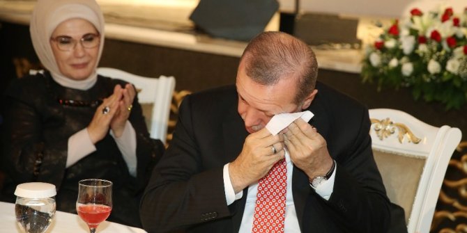 CUMHURBAŞKANI ERDOĞAN’I AĞLATAN VİDEO