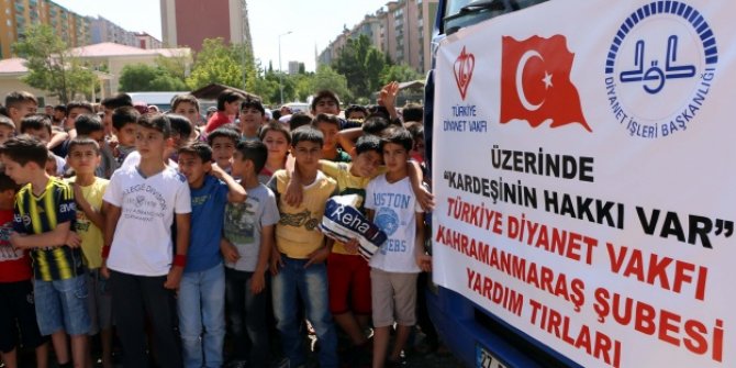 "ÜZERİNDE KARDEŞİNİN HAKKI VAR" DEDİLER 4 TIR YARDIM TOPLADILAR