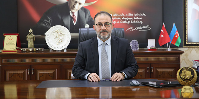 “İSLAM ÂLEMİNİN KADİR GECESİNİ TEBRİK EDİYORUM”