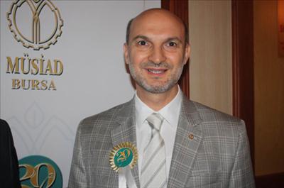 Dünyanın ekseni bize doğru kayıyor