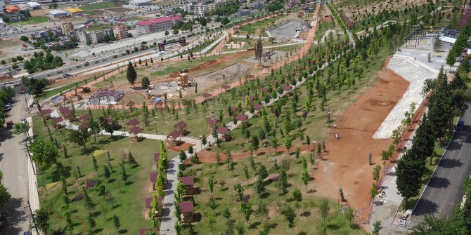 15 TEMMUZ MİLLET BAHÇESİ'NDE ÇALIŞMALAR DEVAM EDİYOR