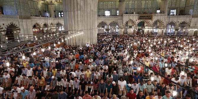 KAHRAMANMARAŞ'TA NAMAZ 05.56'DA KILINACAK